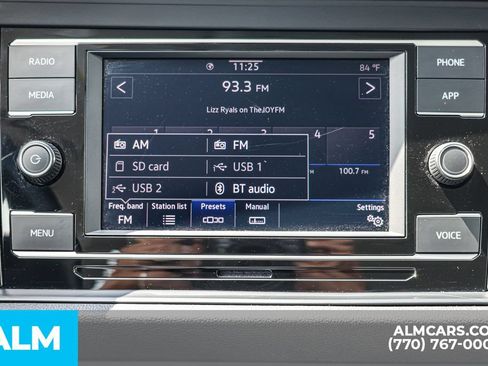 Used 2024 Volkswagen Jetta SE FWD image 35