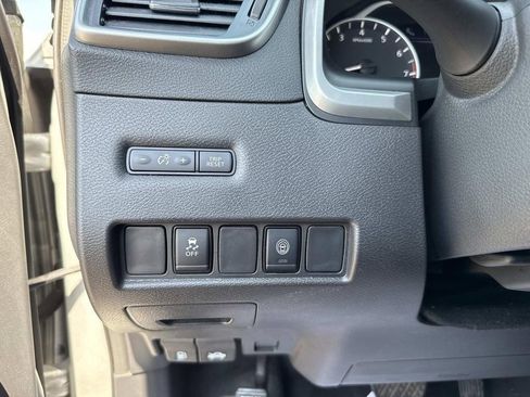 Used 2024 Nissan Murano SV image 15