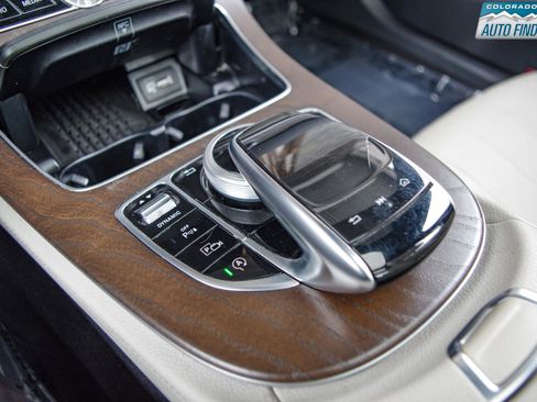 Used 2018 Mercedes-Benz E 400 4MATIC Sedan image 19