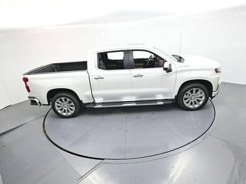 Used 2022 Chevrolet Silverado 1500 High Country AWD/4WD image 45