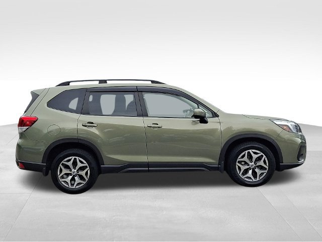 Used 2021 Subaru Forester Premium AWD/4WD image 7