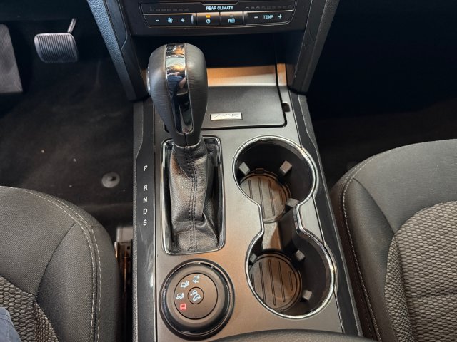 Used 2019 Ford Explorer XLT AWD/4WD image 16