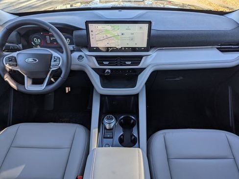 New 2026 Ford Explorer Active w/ Active Comfort Package image 14