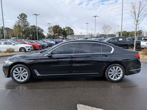 Used 2019 BMW 740i image 6