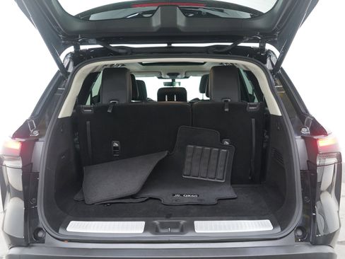Used 2024 INFINITI QX60 Sensory image 18