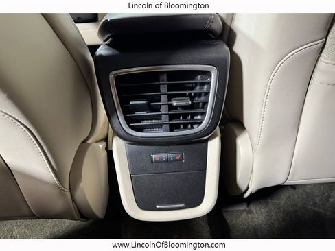 Used 2017 Lincoln MKX Reserve w/ Canadian Touring Package image 52