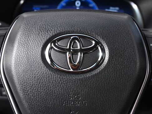 Used 2023 Toyota Venza Limited AWD/4WD image 33