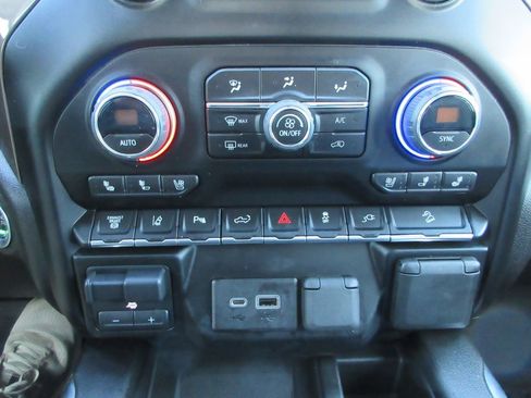 Used 2023 Chevrolet Silverado 2500 High Country w/ Z71 Off-Road Package image 36