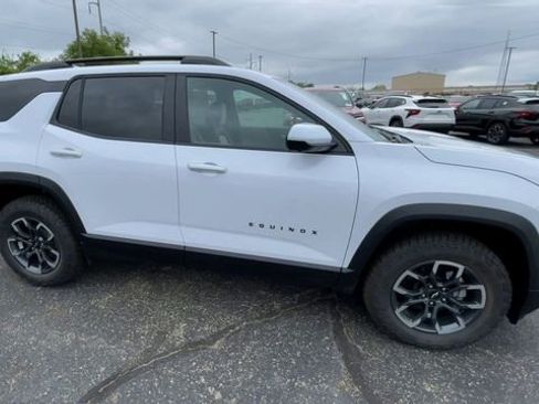 New 2026 Chevrolet Equinox ACTIV w/ Convenience Package III AWD/4WD image 3
