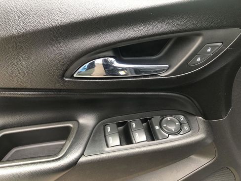 Used 2020 Chevrolet Equinox LT image 20