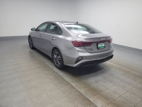 Used 2024 Kia Forte LXS FWD image 3