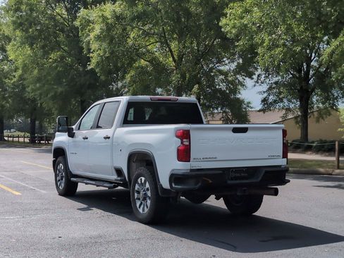 Used 2024 Chevrolet Silverado 2500 Custom w/ Custom Value Package AWD/4WD image 3
