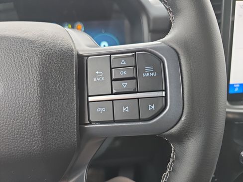 New 2025 Ford F150 Lariat w/ Equipment Group 501A Mid image 23