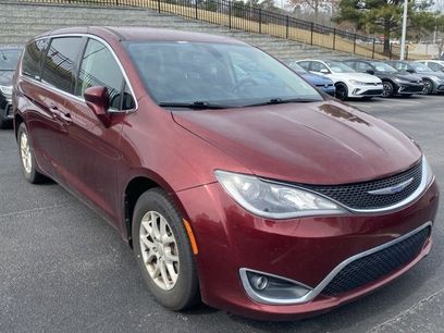 Used 2020 Chrysler Pacifica Touring w/ Cold Weather Group