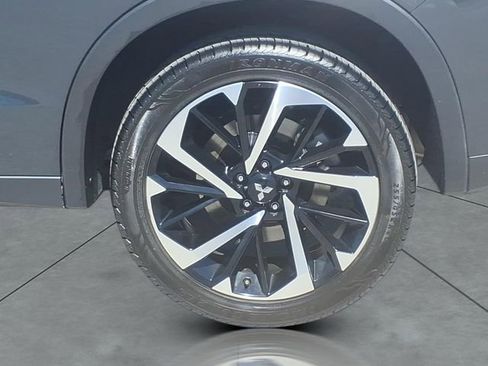 Used 2024 Mitsubishi Outlander SE FWD image 4