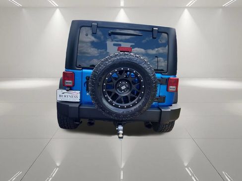 Used 2015 Jeep Wrangler Unlimited Sport w/ Quick Order Package 24S AWD/4WD image 5