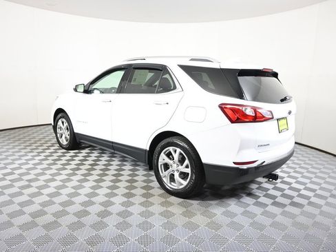 Used 2020 Chevrolet Equinox Premier AWD/4WD image 4
