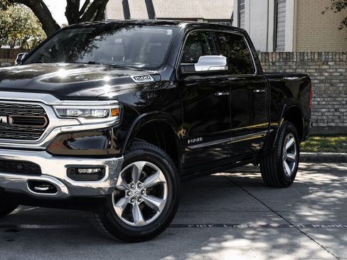 Used 2022 RAM 1500 Limited image 9