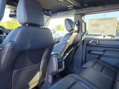 New 2025 Ford Bronco Outer Banks image 16