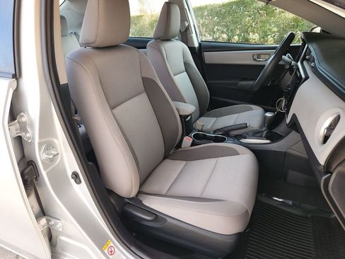 Used 2017 Toyota Corolla LE image 15