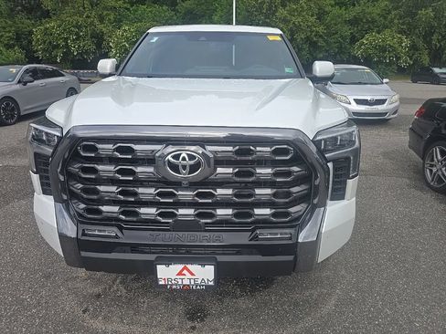 Used 2025 Toyota Tundra Platinum AWD/4WD image 2