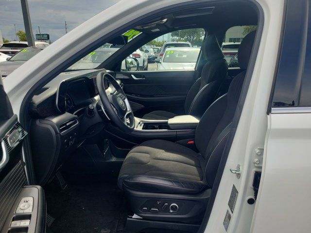 Used 2024 Hyundai Palisade Calligraphy AWD/4WD image 17