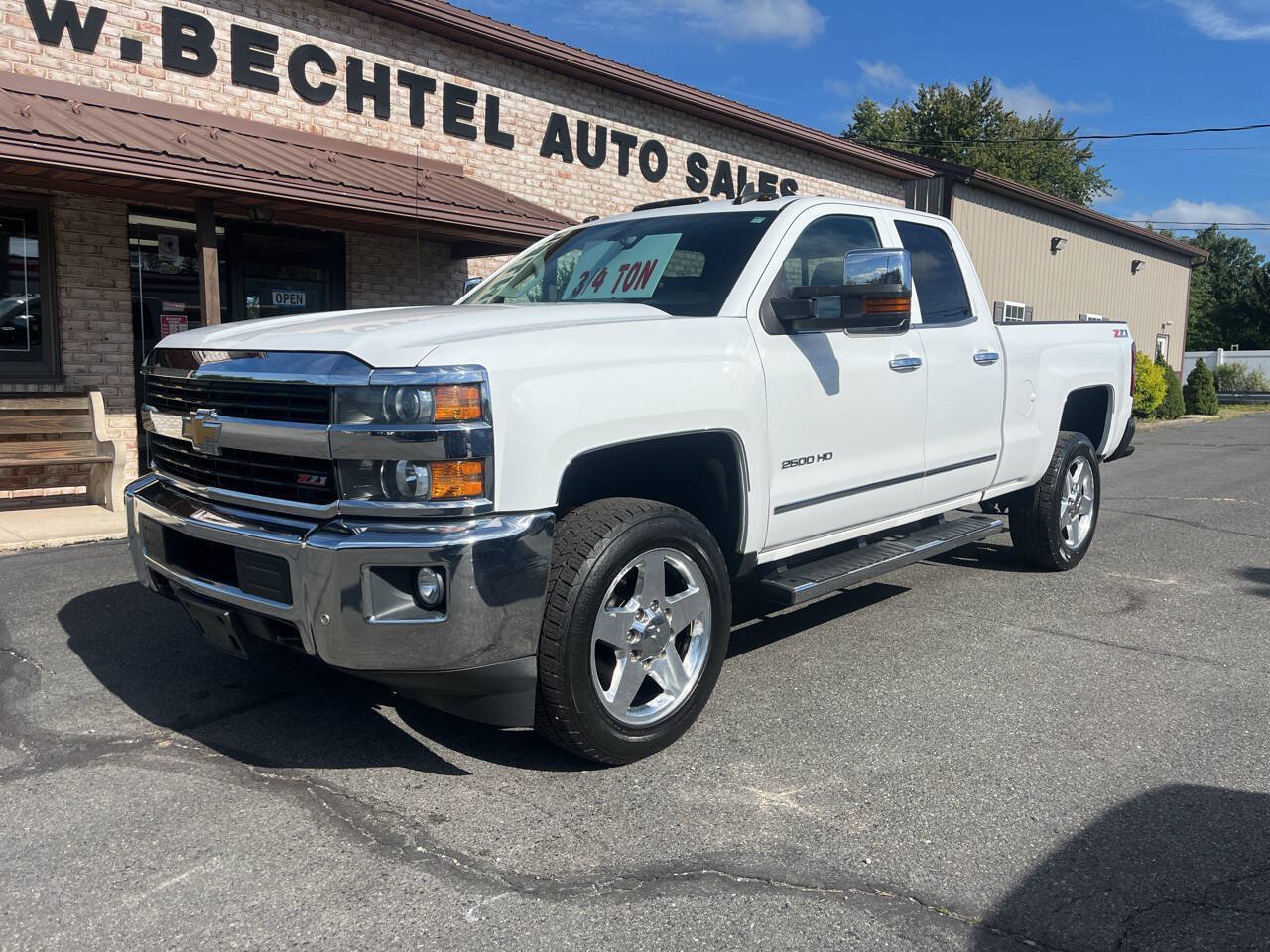 Used 2015 Chevrolet Silverado 2500 LTZ w/ LTZ Plus Package AWD/4WD image 2