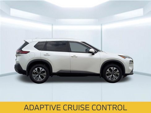 Certified 2023 Nissan Rogue SV w/ SV Premium B Package FWD image 9