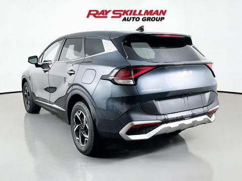 Used 2024 Kia Sportage LX AWD/4WD image 5