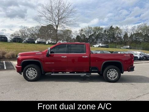 Used 2022 Chevrolet Silverado 2500 High Country image 9