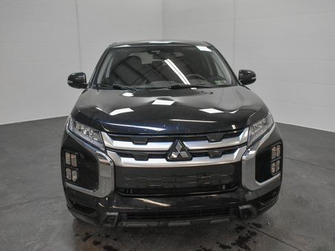 Used 2022 Mitsubishi Outlander Sport SE image 2