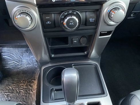 Used 2022 Toyota 4Runner SR5 Premium image 16