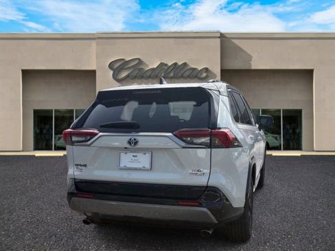 Used 2020 Toyota RAV4 XSE w/ XSE Grade Weather Package AWD/4WD image 5