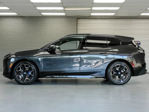 Used 2024 BMW iX M60 w/ Luxury Package AWD/4WD image 4