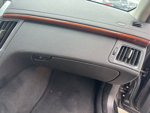 Used 2010 Cadillac CTS Premium image 11