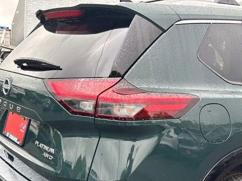 New 2026 Nissan Rogue Platinum AWD/4WD image 12