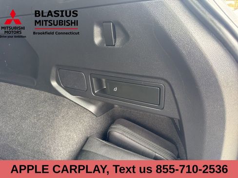 Used 2023 Volkswagen Tiguan SE R-Line AWD/4WD image 14