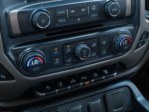 Used 2016 GMC Sierra 2500 Denali w/ Duramax Plus Package image 28