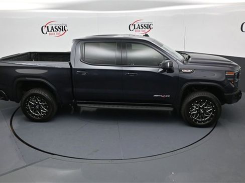 Used 2024 GMC Sierra 1500 AT4X image 22
