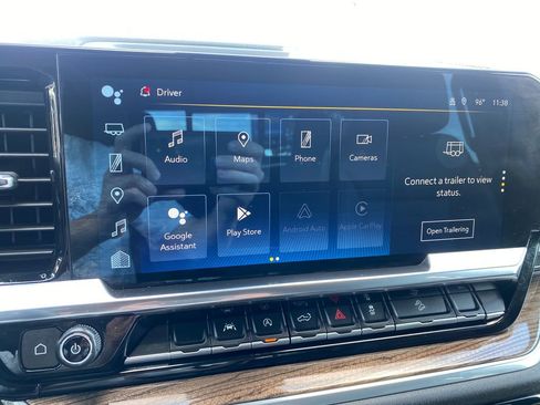 Used 2023 Chevrolet Silverado 1500 RST AWD/4WD image 18