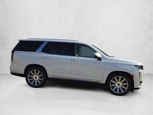Used 2023 Cadillac Escalade Premium Luxury Platinum AWD/4WD image 4