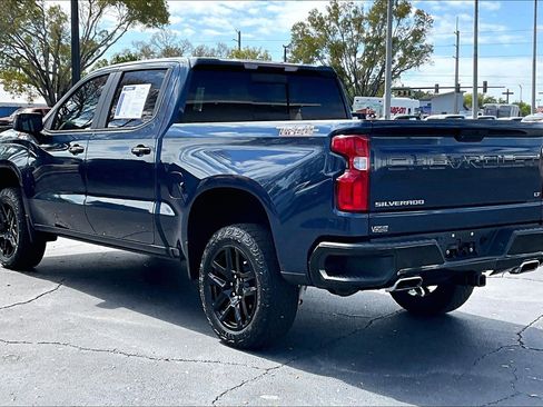 Certified 2021 Chevrolet Silverado 1500 LT Trail Boss w/ Convenience Package II image 3