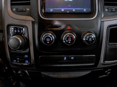 Used 2014 RAM 1500 Express image 22