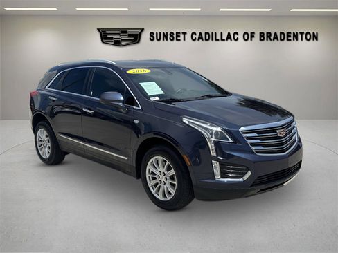 Used 2018 Cadillac XT5 FWD image 1