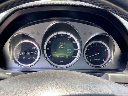 Used 2010 Mercedes-Benz C 300 Sedan image 20