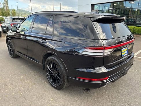 Used 2025 Lincoln Aviator Reserve w/ Equipment Group 201A AWD/4WD image 5