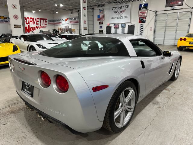 Used 2009 Chevrolet Corvette Coupe w/ Preferred Equipment Group RWD image 28