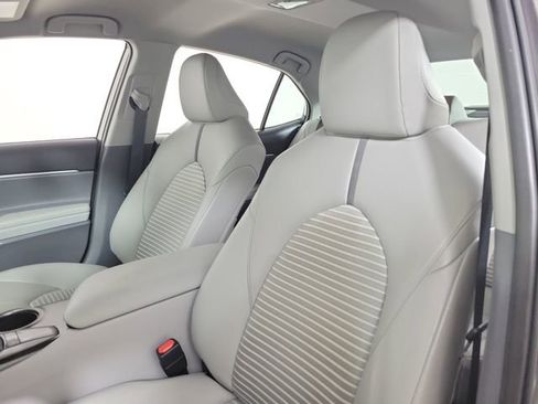 Used 2023 Toyota Camry SE w/ Convenience Package FWD image 20