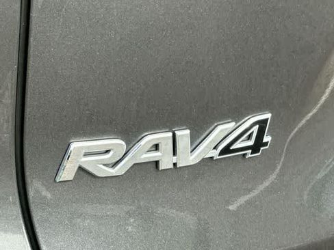 Used 2024 Toyota RAV4 XLE w/ Convenience Package AWD/4WD image 28