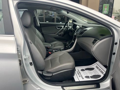 Used 2014 Hyundai Elantra Limited w/ Option Group 03 image 7